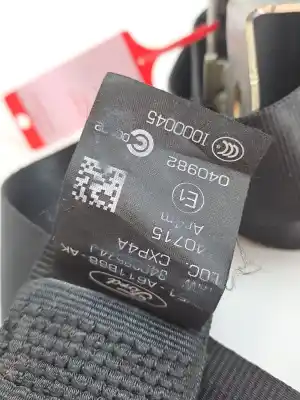 İkinci el araba yedek parçası Arka Sag Emniyet Kemeri için FORD FIESTA VI (CB1, CCN) 1.25 OEM IAM referansları 1814664  8V51A611B68AK