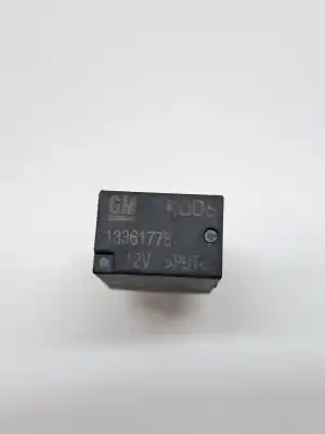Second-hand car spare part relay for opel astra j lim. astra j oem iam references 13361778