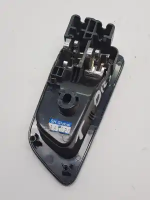 Автозапчастина б/у внутрішня задня права ручка для ssangyong tivoli ssangyong tivoli посилання на oem iam 7242035000lbh  