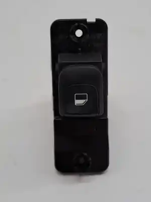 Peça sobressalente para automóvel em segunda mão botão / interruptor elevador vidro traseiro direito por kia stonic (yb) 1.2 cvvt referências oem iam 93590h8000wk