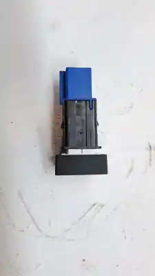 Peça sobressalente para automóvel em segunda mão interruptor 4 piscas - emergência por seat arona arona 1.0 tsi referências oem iam 6f0953235