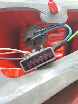 Pièce détachée automobile d'occasion feu arrière droit pour opel mokka / mokka x (j13) 1.7 cdti (_76) références oem iam 95089715  