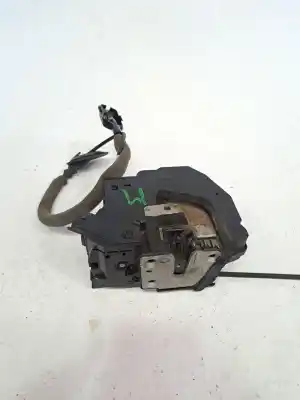 Peça sobressalente para automóvel em segunda mão fechadura da porta traseira direita por renault captur adventure referências oem iam 825005865r  