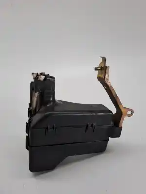 Second-hand car spare part fuse box unit for toyota corolla (e12) 2.0 turbodiesel cat oem iam references 8274113020  