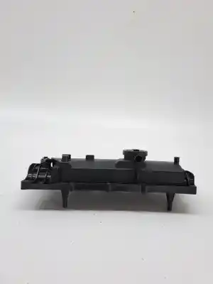 Автозапчастина б/у крішка коромислива для dacia dokker sl xplore 95 cv / 70 kw посилання на oem iam 820062999  