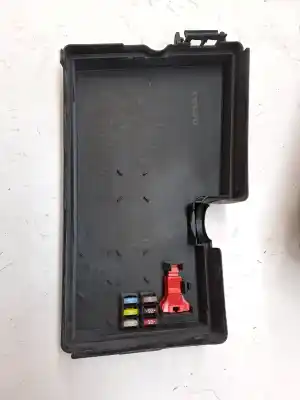 Second-hand car spare part fuse box unit for volvo c30 * oem iam references 8688040  518818000