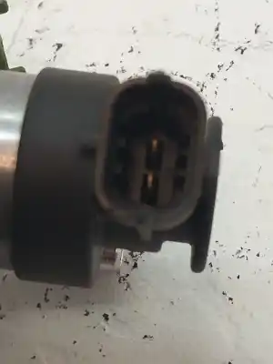 Автозапчастина б/у насос инжекційний для dacia dokker sl xplore 95 cv / 70 kw посилання на oem iam 167001056r  