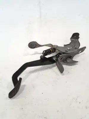 Second-hand car spare part clutch pedal for renault captur adventure oem iam references 465030661r  465030661r - 465033591r
