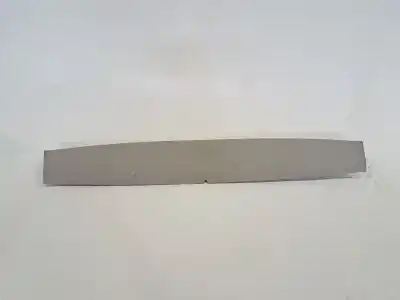 Автозапчастина б/у молдинг для RENAULT MEGANE III FASTBACK (BZ0/1_, B3_) 1.2 TCE (BZ16, BZ28) Посилання на OEM IAM 909040006R  