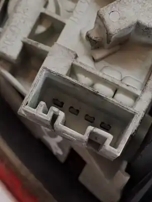 Peça sobressalente para automóvel em segunda mão farolim interior traseiro direito por bmw serie 3 berlina (e90) e90 referências oem iam 63216937460  