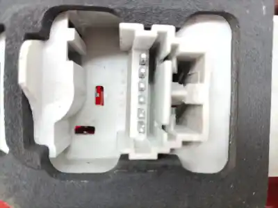 Second-hand car spare part right tailgate light for renault clio iii grandtour yahoo oem iam references 8200917487  