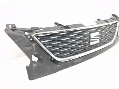 Second-hand car spare part front grille for seat leon (5f1) seat leon cupra oem iam references 5f0853654f9b9  