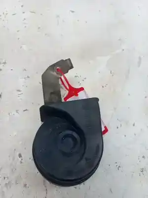 Pezzo di ricambio per auto di seconda mano corno per volvo c30 (533) 2.0 d riferimenti oem iam 30796712  