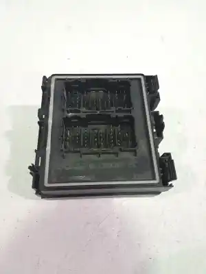 Peça sobressalente para automóvel em segunda mão caixa de fusíveis e relés por ford focus lim. (cb8) focus st sport referências oem iam 2434800