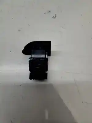 Second-hand car spare part hazard warning lights for renault captur ii (2019-0) oem iam references 252907372r