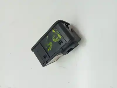 Second-hand car spare part left front power window switch for opel combo corsa c oem iam references 13363202  