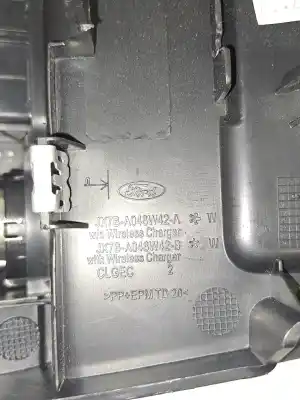 Peça sobressalente para automóvel em segunda mão moldagem por ford focus lim. (cb8) focus st sport referências oem iam 2721990  jx7ba048w42 - 2234572