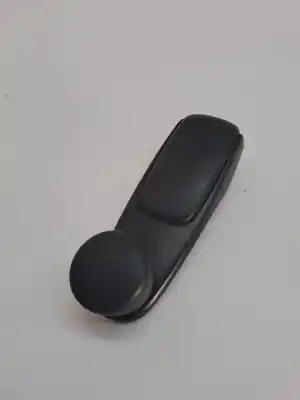 Peça sobressalente para automóvel em segunda mão plásticos por peugeot 208 like referências oem iam 9240h7