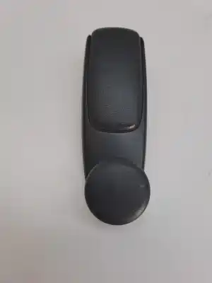 Peça sobressalente para automóvel em segunda mão plásticos por peugeot 208 like referências oem iam 9240h7