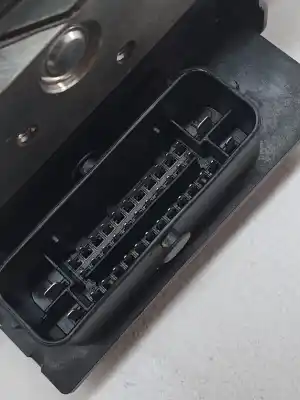 Peça sobressalente para automóvel em segunda mão abs por audi q5 (8r) q5 2.0 tdi referências oem iam 8r0614517aj  