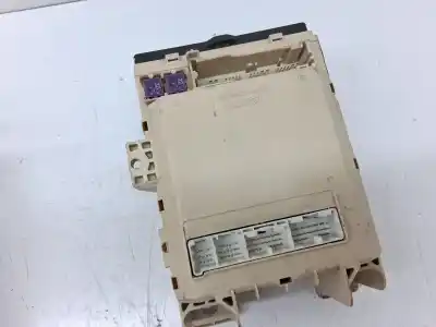 Pezzo di ricambio per auto di seconda mano scatola relè/fusibili per lexus rx (mcu/gsu/mhu3) lexus rx 400h riferimenti oem iam 8273048731  