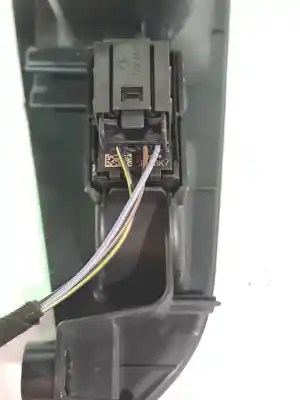 Peça sobressalente para automóvel em segunda mão botão / interruptor elevador vidro traseiro esquerdo por seat leon st (5f8) * referências oem iam 5f4867227a  5f4867227avs9 - 5g0959855s