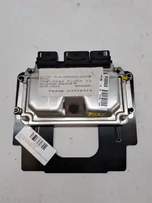 Автозапчастина б/у ебу контролер двигуна для PEUGEOT 307 BREAK / SW (S1) NFU Посилання на OEM IAM 9657823880  