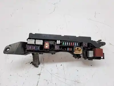 Pezzo di ricambio per auto di seconda mano scatola relè/fusibili per toyota corolla (e12) 1cdftv riferimenti oem iam 8274120060