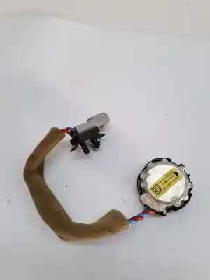 Second-hand car spare part speaker for land rover range rover evoque 2.2 110cv oem iam references bj3218808ac  lr025875