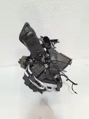Peça sobressalente para automóvel em segunda mão caixa de aquecimento por renault express iii renault referências oem iam 271208066r  