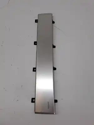 Peça sobressalente para automóvel em segunda mão plásticos por land rover range rover evoque 2.2 110cv referências oem iam bj32045r61bb