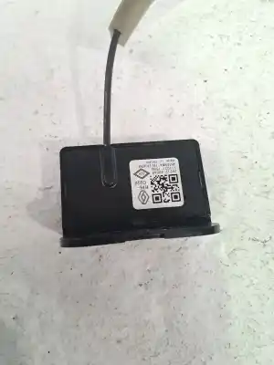 Second-hand car spare part antenna for renault express iii renault oem iam references 282124064r