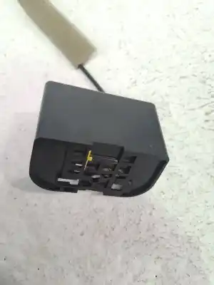 Peça sobressalente para automóvel em segunda mão antena por renault express iii renault referências oem iam 282124064r  