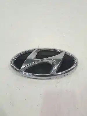 Peça sobressalente para automóvel em segunda mão emblema por hyundai i20 active i20 active referências oem iam 86300q0010