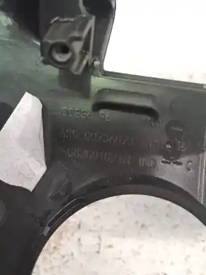 Peça sobressalente para automóvel em segunda mão moldagem por renault express iii renault referências oem iam 682601021r  