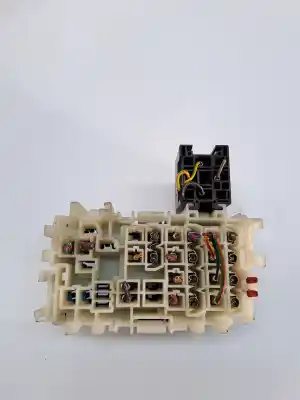 Peça sobressalente para automóvel em segunda mão caixa de fusíveis e relés por land rover range rover evoque 2.2 110cv referências oem iam gj3214a005zf  lr028884