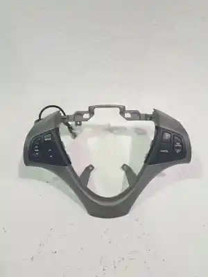 Peça sobressalente para automóvel em segunda mão comandos do volante por hyundai i30 (pd) 1.5 dpi klass referências oem iam 561512l000g2