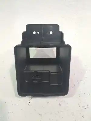 Peça sobressalente para automóvel em segunda mão plásticos por hyundai i30 (pd) 1.5 dpi klass referências oem iam 961202l000