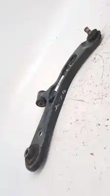 Автозапчастина б/у передній правий нижний рычаг підвіски для suzuki swift iii (mz, ez) 1.3 (rs 413) посилання на oem iam 4520172k01  