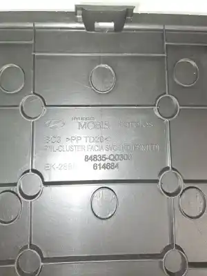 Pezzo di ricambio per auto di seconda mano plastica per hyundai i20 active i20 active riferimenti oem iam 84835q0300nnb  