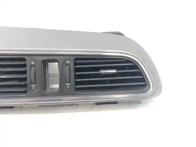 Pezzo di ricambio per auto di seconda mano griglia di aerazione per renault kadjar 1.3 tce riferimenti oem iam 687500938r  