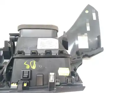 Pezzo di ricambio per auto di seconda mano griglia di aerazione per renault kadjar 1.3 tce riferimenti oem iam 687500938r  