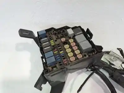 Second-hand car spare part fuse box unit for ford ford transit ford oem iam references 2339860  