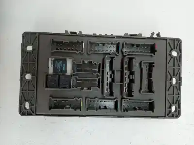 Second-hand car spare part fuse box unit for mini mini (r50, r53) one oem iam references 61136906600  