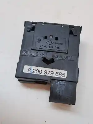 Second-hand car spare part headlights switch for renault kangoo express 1.5 dci oem iam references 8200379685  