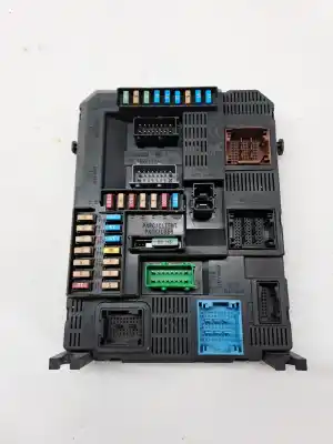 Peça sobressalente para automóvel em segunda mão caixa de fusíveis e relés por citroen c4 cactus c4 cactus referências oem iam 1612139080