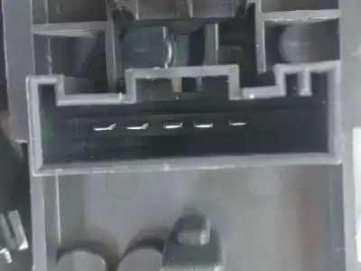 Автозапчастина б/у лівий ход ліхар для mini mini (r50, r53) one посилання на oem iam 63216935783  