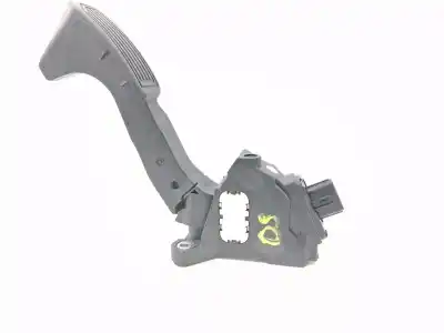 Second-hand car spare part accelerator pedal for toyota auris (e18) toyota auris oem iam references 7811002120  