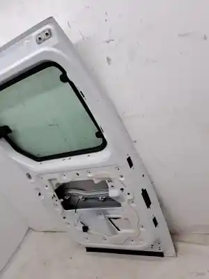 Peça sobressalente para automóvel em segunda mão porta de correr esquerda por renault kangoo express 1.5 dci referências oem iam 821003122r  