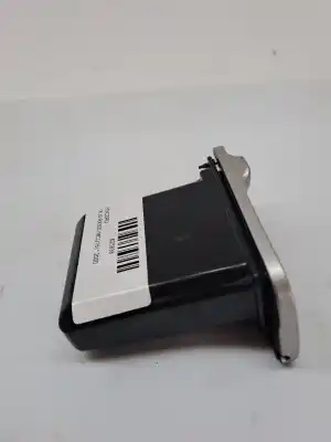 Автозапчастина б/у попільничка для lexus rx300 (mcu15) 3.0 посилання на oem iam 7413248010  7414048050